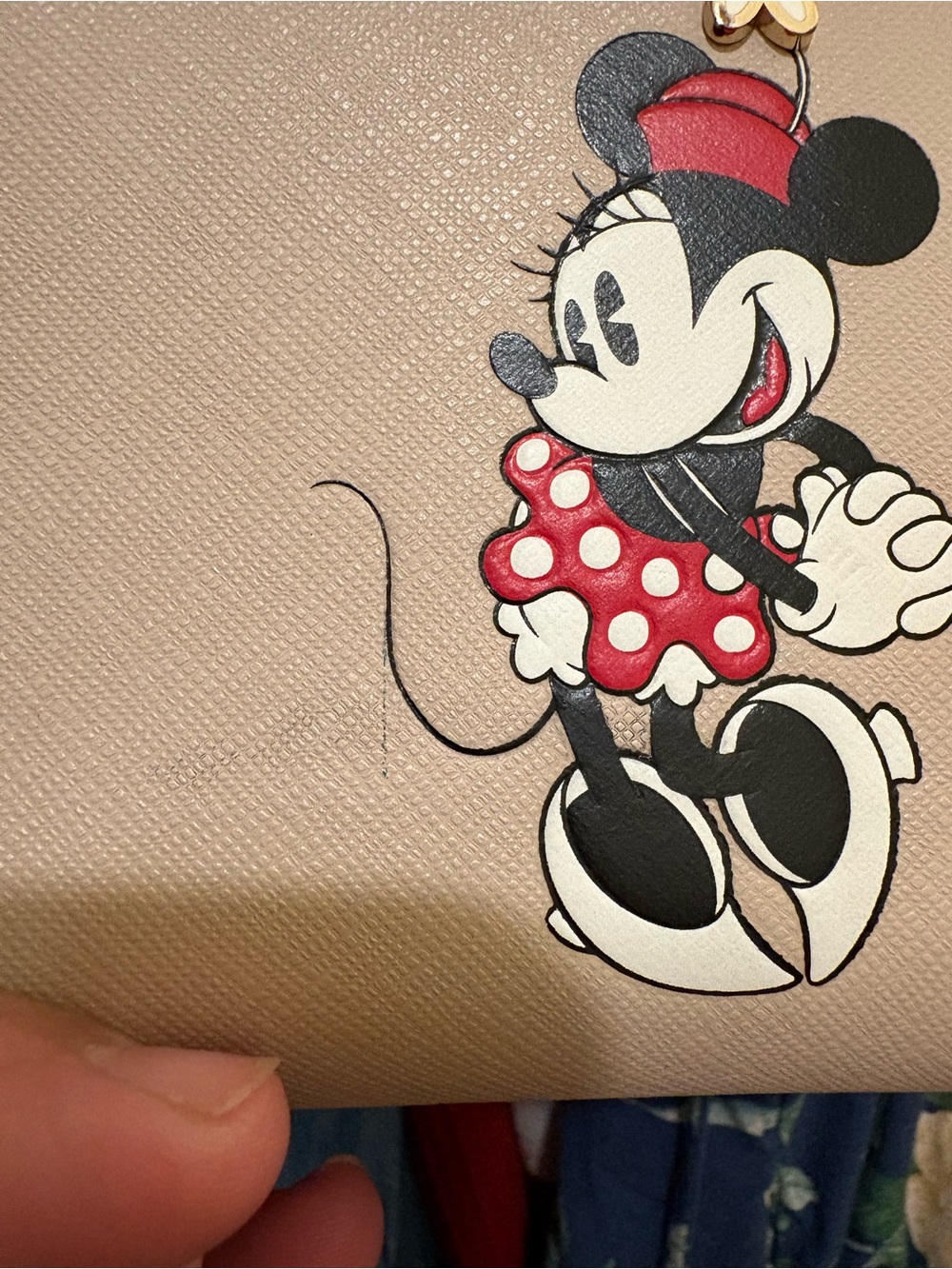 Kate Spade | Zip Around Wallet | Minnie Mouse - Picture 3 of 14
